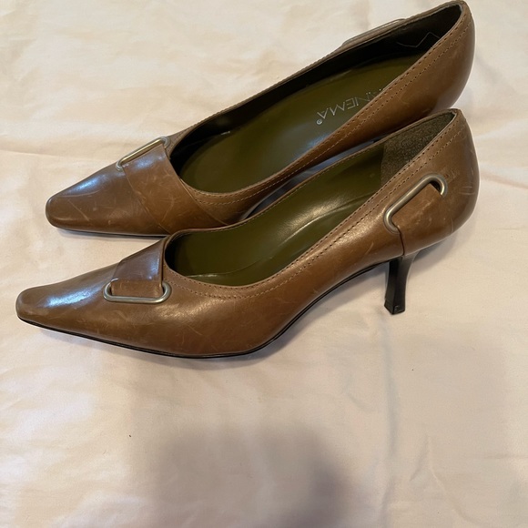 Ipanema Leather Heels - Picture 3 of 5